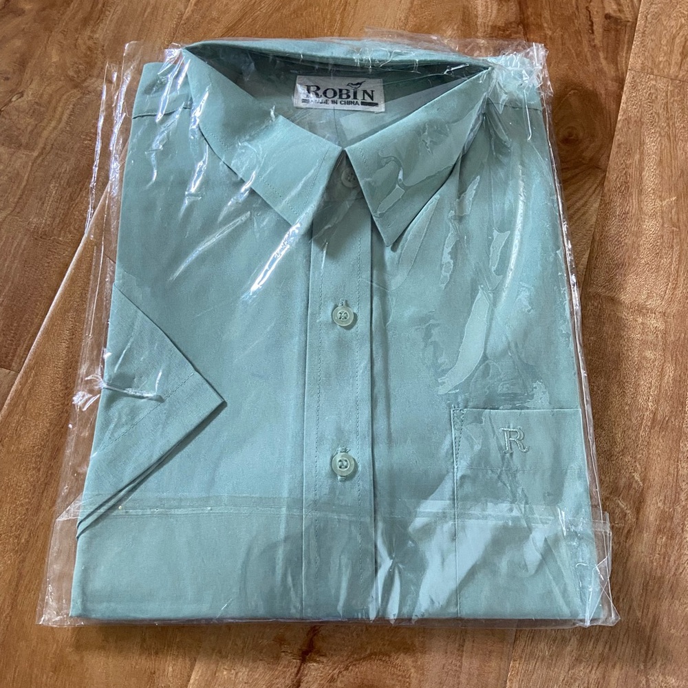 Robin Men’s Light Blue Button Up Shirt Short Sleeve Collared New Size 41